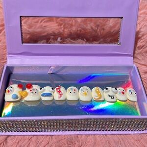 Goofy goober press on nails